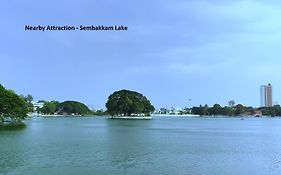 Hotel O The Mangrove Wood Residency